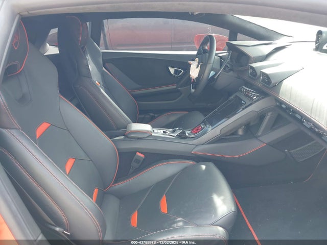 ZHWUF4ZF5LLA14214 Lamborghini HURACAN EVO