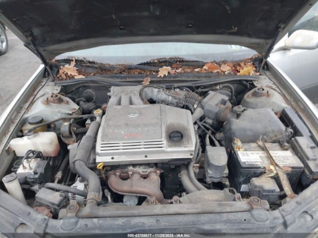 2001 LEXUS ES 300 JT8BF28GX10311990 Photo 9