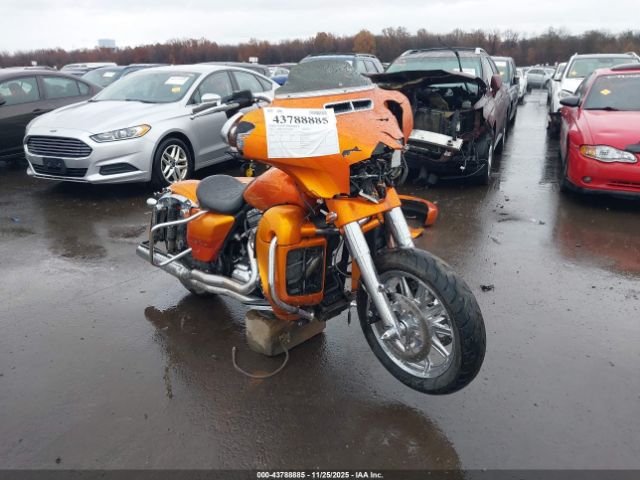 2014 HARLEY-DAVIDSON FLHTCU 1HD1FCM19EB693166