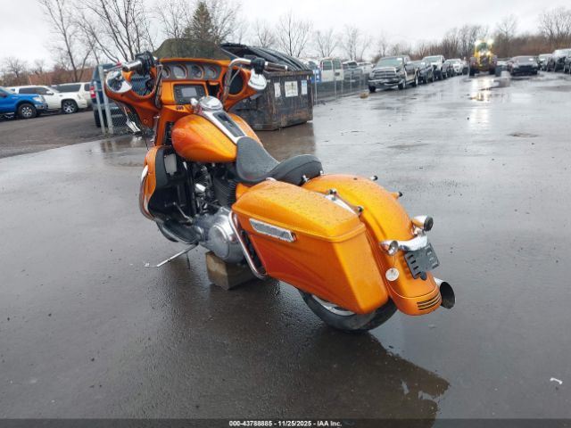 2014 HARLEY-DAVIDSON FLHTCU 1HD1FCM19EB693166 Photo 2