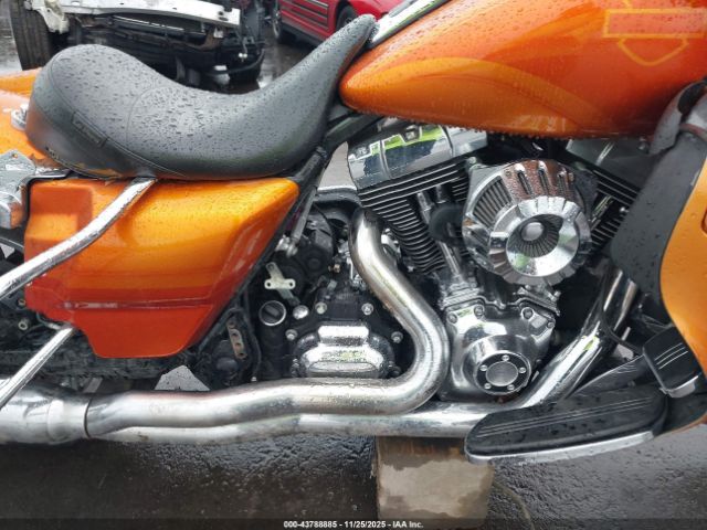 2014 HARLEY-DAVIDSON FLHTCU 1HD1FCM19EB693166 Photo 7