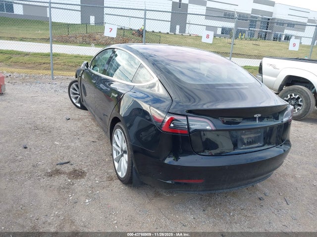 2018 TESLA MODEL 3 5YJ3E1EA9JF171290 Photo 2