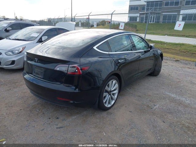 2018 TESLA MODEL 3 5YJ3E1EA9JF171290 Photo 3
