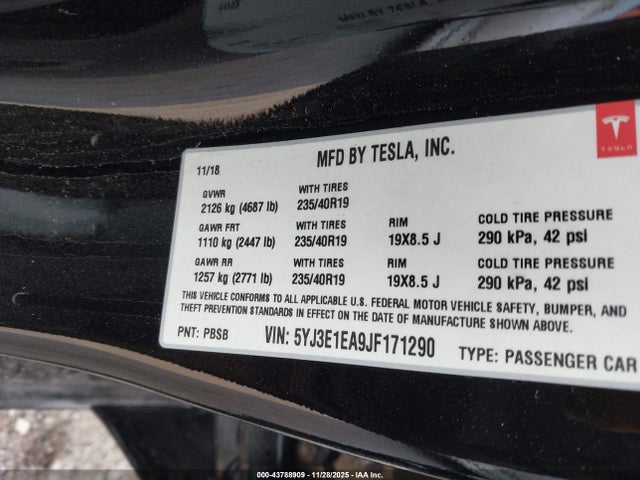 2018 TESLA MODEL 3 5YJ3E1EA9JF171290 Photo 8
