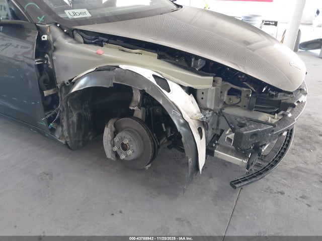 2025 TESLA MODEL 3 5YJ3E1EA7SF973726 Photo 5