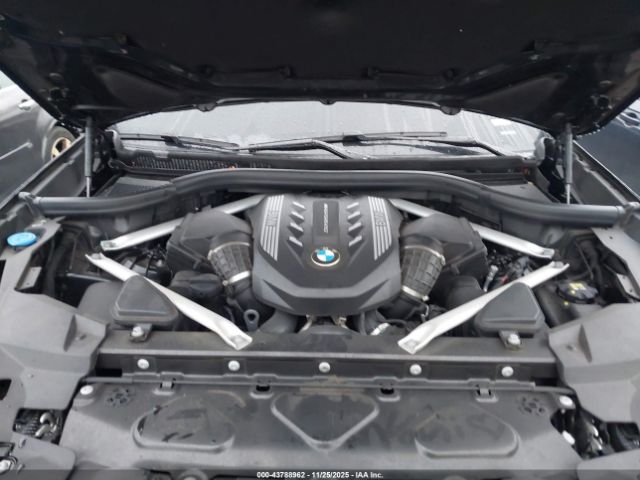 2022 BMW X6 5UXCY8C02N9K18796 Photo 9