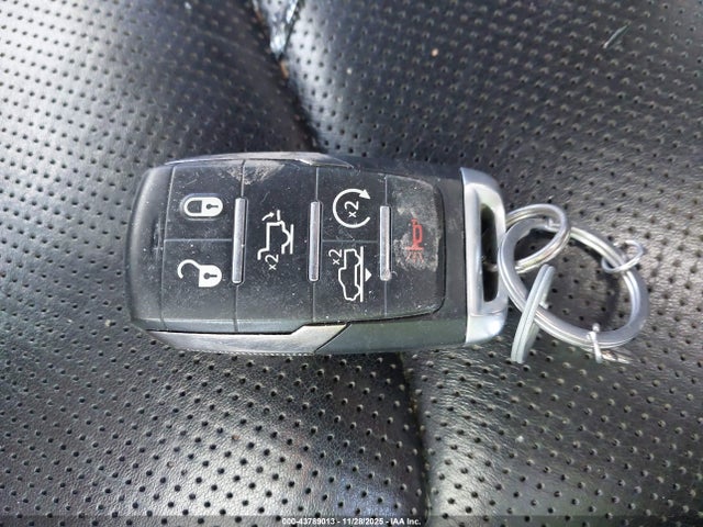 2021 RAM 1500 1C6SRFHT6MN562596 Photo 10