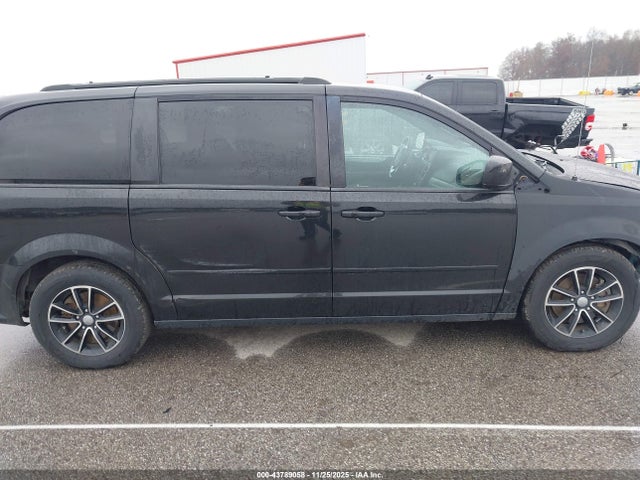 Продаж на аукціоні авто 2017 Dodge Grand Caravan Gt, vin: 2C4RDGEG7HR674738, номер лоту: 43789058