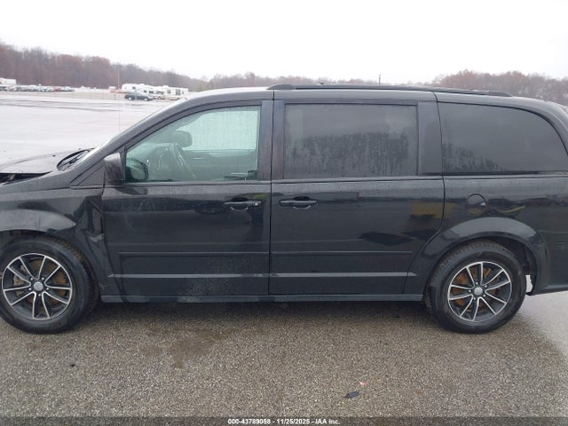 Продаж на аукціоні авто 2017 Dodge Grand Caravan Gt, vin: 2C4RDGEG7HR674738, номер лоту: 43789058