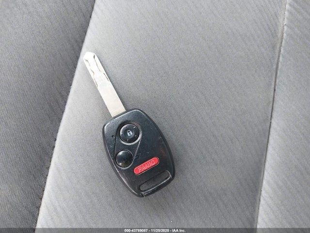 Продажа на аукционе авто 2011 Honda Civic Lx, vin: 19XFA1F5XBE030889, номер лота: 43789087