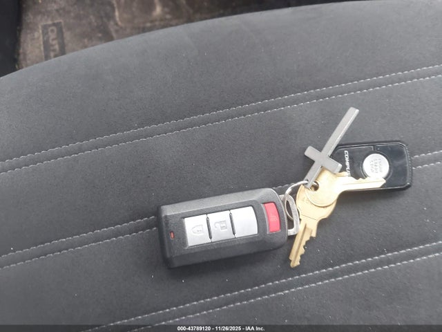 2019 MITSUBISHI OUTLANDER JA4AZ3A32KZ013037 Photo 10