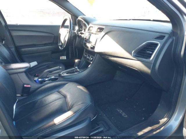 2012 CHRYSLER 200 1C3CCBCG8CN140270 Photo 4