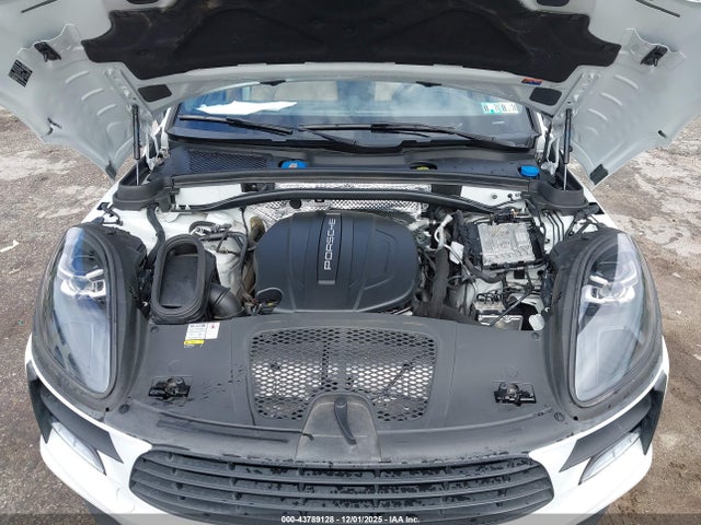 2021 PORSCHE MACAN WP1AA2A59MLB12628 Photo 9