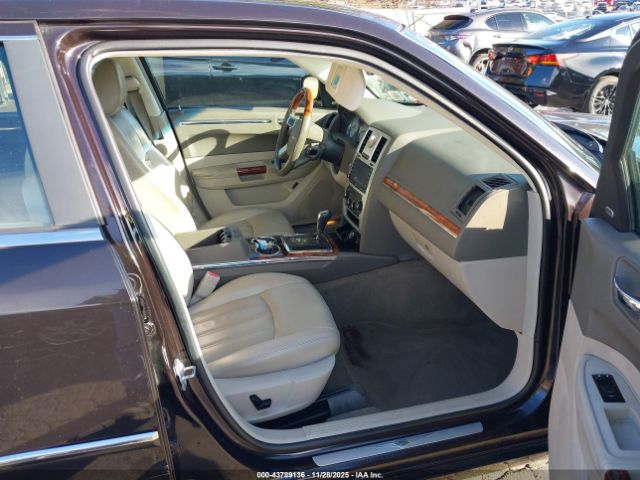 2010 CHRYSLER 300C 2C3CA6CT7AH145315 Photo 4