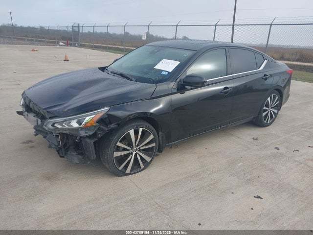 1N4BL4CV0LN311326 Nissan Altima Sr Fwd