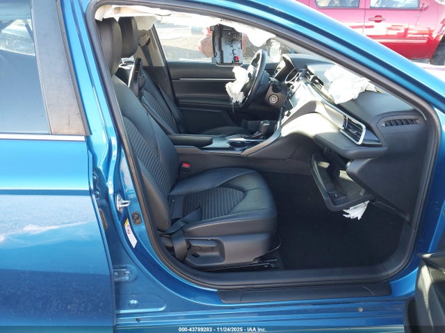 Продаж на аукціоні авто 2018 Toyota Camry Se, vin: 4T1B11HK4JU146747, номер лоту: 43789283