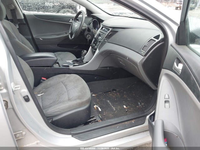5NPEB4AC9EH859565 Hyundai SONATA GLS