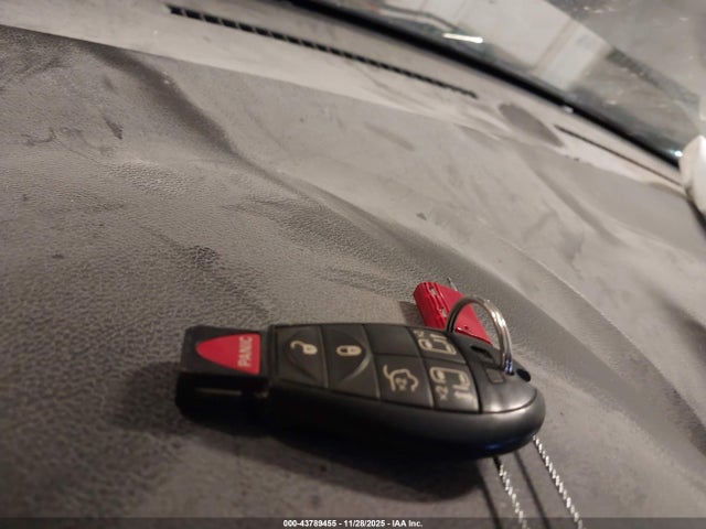 Продажа на аукционе авто 2014 Chrysler Town & Country Touring, vin: 2C4RC1BG5ER247154, номер лота: 43789455