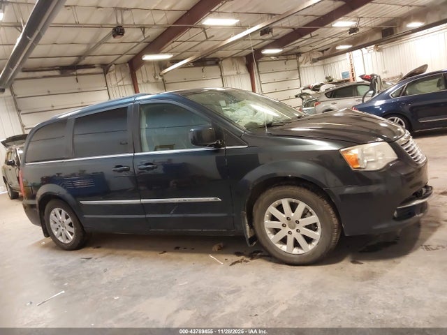 Продажа на аукционе авто 2014 Chrysler Town & Country Touring, vin: 2C4RC1BG5ER247154, номер лота: 43789455