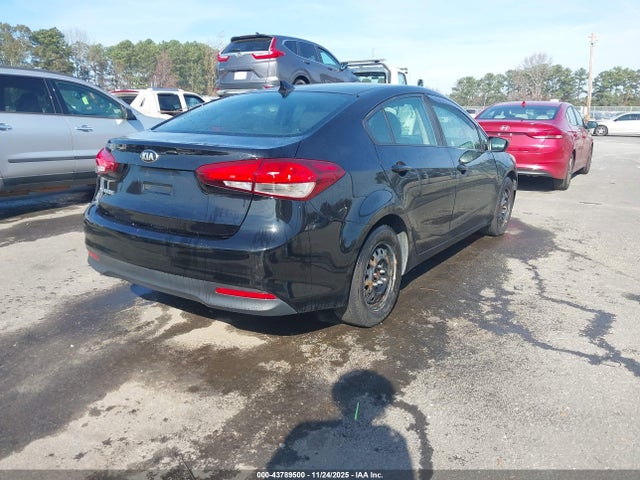 2017 KIA FORTE 3KPFK4A76HE085713 Photo 3