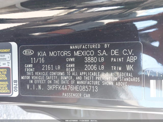 2017 KIA FORTE 3KPFK4A76HE085713 Photo 8
