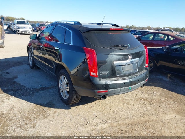 2016 CADILLAC SRX 3GYFNBE32GS517100 Photo 2