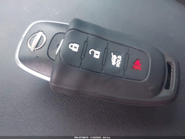 2025 NISSAN ARIYA JN8DF0BF2SM763171 Photo 10