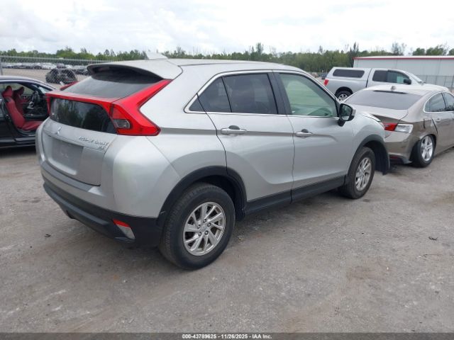 2019 MITSUBISHI ECLIPSE CROSS JA4AT3AA0KZ032671 Photo 3