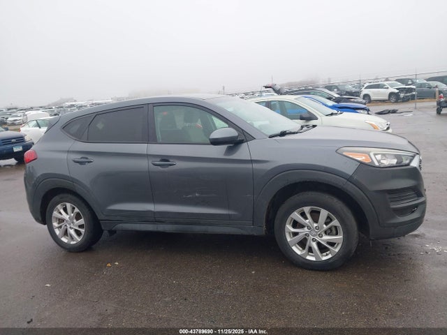 KM8J23A4XKU911509 Hyundai TUCSON SE