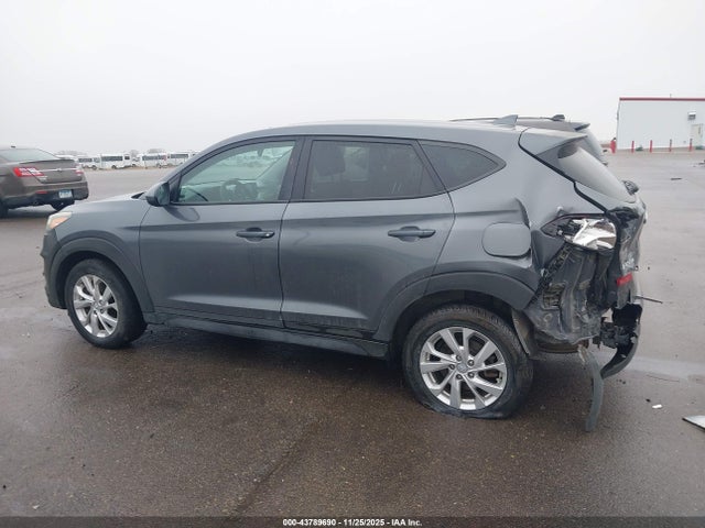 KM8J23A4XKU911509 Hyundai TUCSON SE