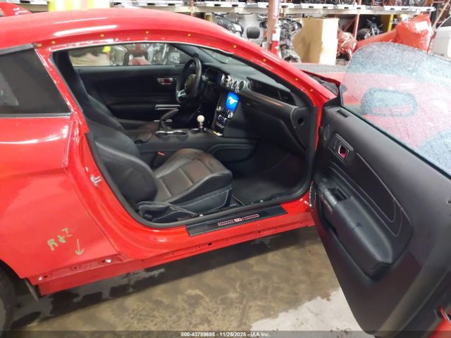 2022 FORD MUSTANG 1FA6P8R0XN5552581 Photo 4