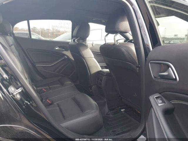 2018 MERCEDES-BENZ GLA 250 WDCTG4GB1JJ494155 Photo 7