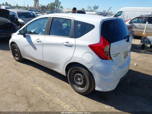 2017 NISSAN VERSA NOTE 3N1CE2CP2HL375294 Photo 2