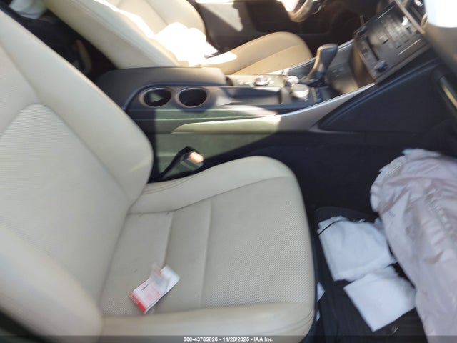 Продажа на аукционе авто 2014 Lexus Is 250, vin: JTHBF1D24E5022097, номер лота: 43789820
