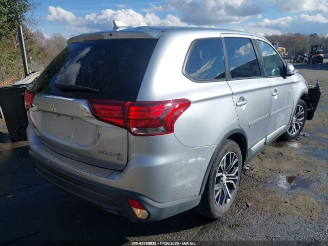 2017 MITSUBISHI OUTLANDER JA4AD3A3XHZ050201 Photo 3