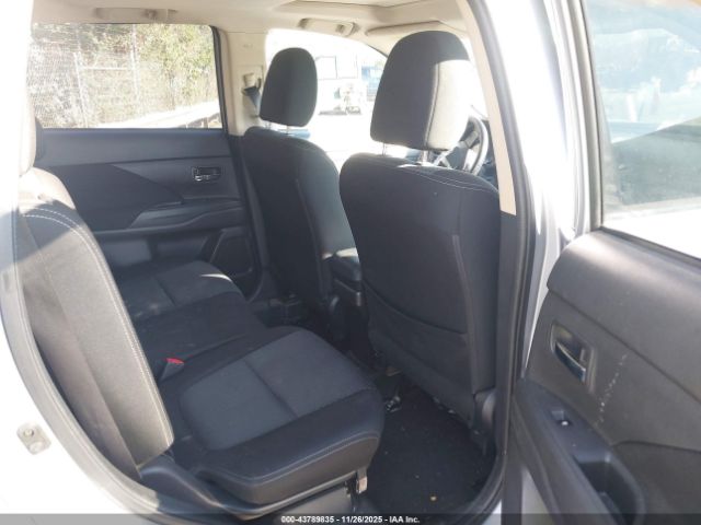 2017 MITSUBISHI OUTLANDER JA4AD3A3XHZ050201 Photo 7