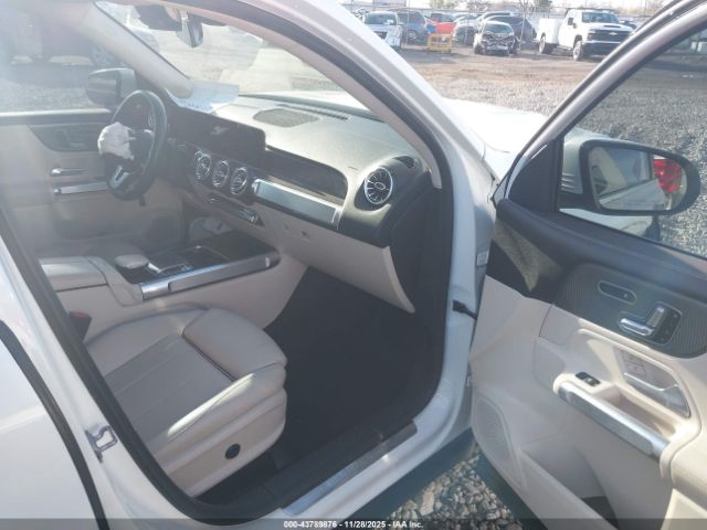 2020 MERCEDES-BENZ GLB 250 WDC4M4GB2LW001585 Photo 4