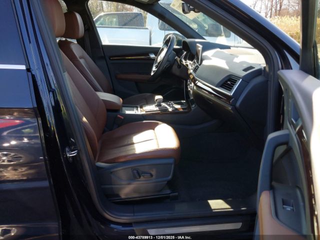 2019 AUDI Q5 WA1CNAFY8K2037977 Photo 4