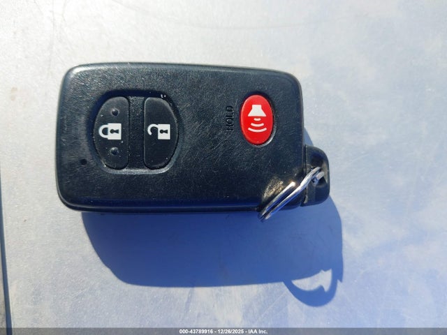 Toyota Prius V Five 2016 JTDZN3EUXGJ044128 Image 11