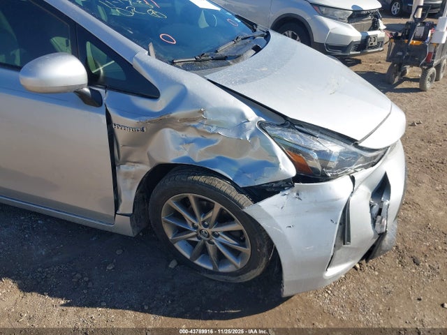 Toyota Prius V Five 2016 JTDZN3EUXGJ044128 Image 6