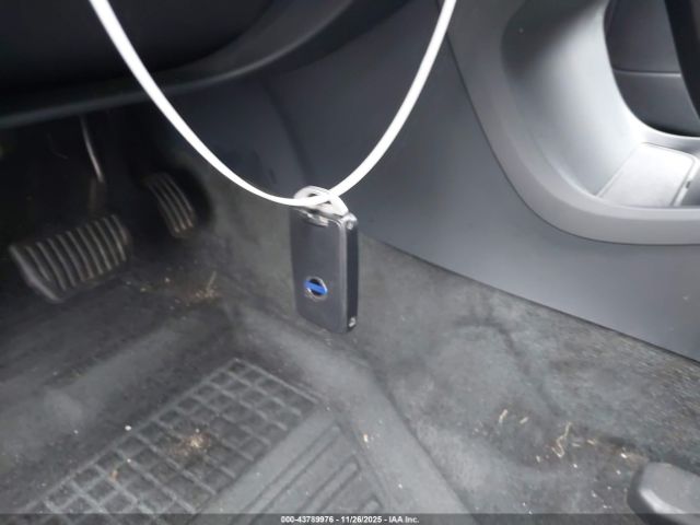 2015 VOLVO XC60 YV4902RK9F2749395 Photo 10