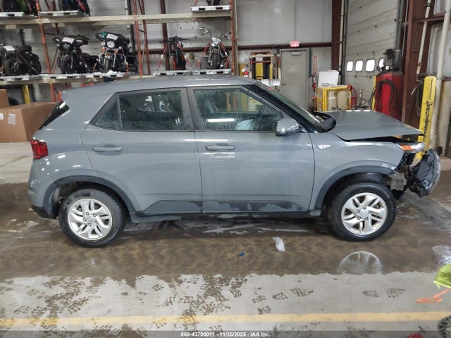 2022 Hyundai Venue Se მანქანა იყიდება აუქციონზე, vin: KMHRB8A33NU149443, აუქციონის ნომერი: 43790011