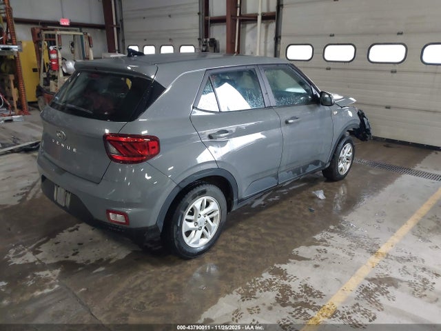 2022 Hyundai Venue Se მანქანა იყიდება აუქციონზე, vin: KMHRB8A33NU149443, აუქციონის ნომერი: 43790011