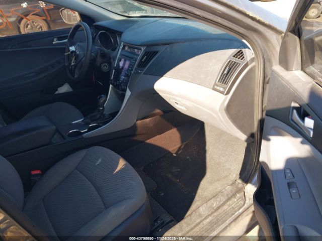 2013 HYUNDAI SONATA 5NPEB4AC6DH786623 Photo 4