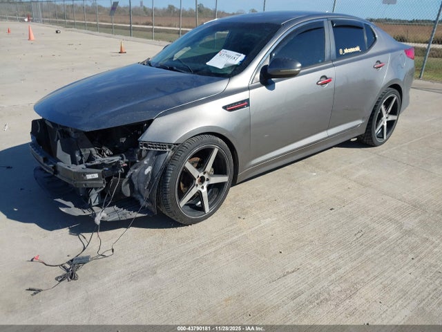5XXGM4A7XFG356064 KIA Optima Lx