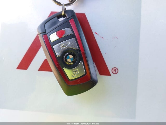 2016 BMW 328I WBA8E9G51GNT85928 Photo 10