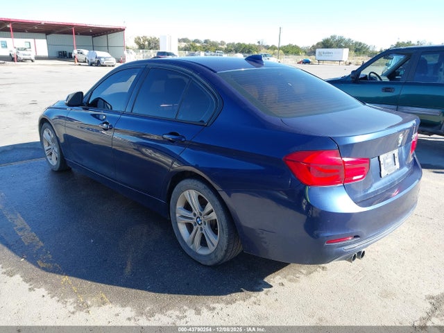 2016 BMW 328I WBA8E9G51GNT85928 Photo 2
