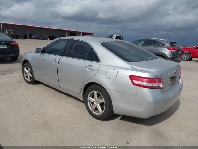 2011 TOYOTA CAMRY 4T4BF3EK0BR115567 Photo 2