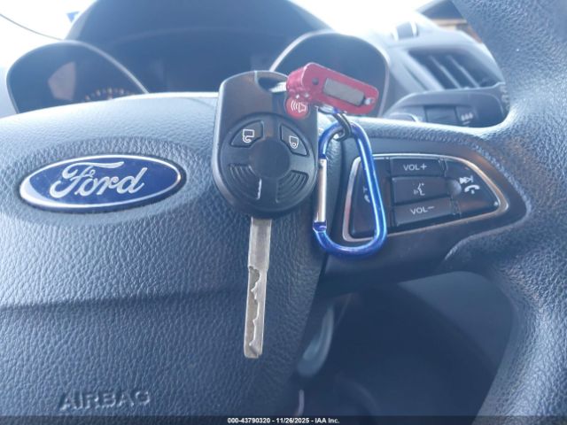 2017 FORD ESCAPE 1FMCU0GD3HUB51862 Photo 10