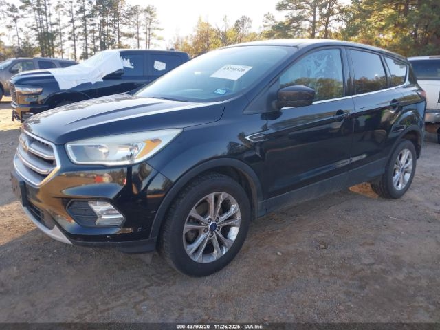 2017 FORD ESCAPE 1FMCU0GD3HUB51862 Photo 1